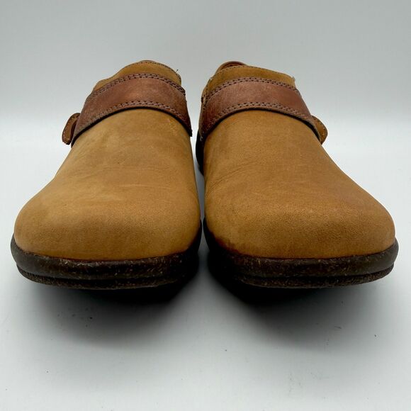 Clarks Roseville Dot Tan Leather Slip On Loafers Ultimate Comfort Women’s 8 - Picture 7 of 11